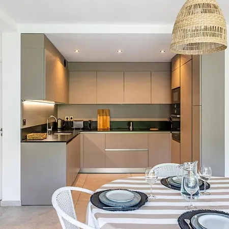 Apartment L'oasis Cassidaine - Jardin 120m2, 2 Places Parking Proche Center Et *